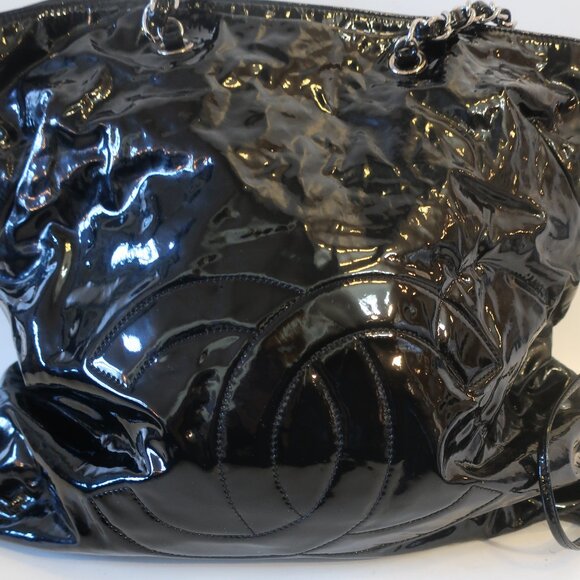 Authentic Chanel Black Interlock CC Patent Leather Bonbons Shopper Tote Handbag - Picture 2 of 16